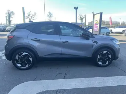 Photo 55 Renault Captur  E-Tech full hybrid 145 ch