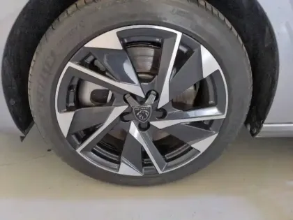 Photo 10 Peugeot 308  SW PHEV 180 e-EAT8