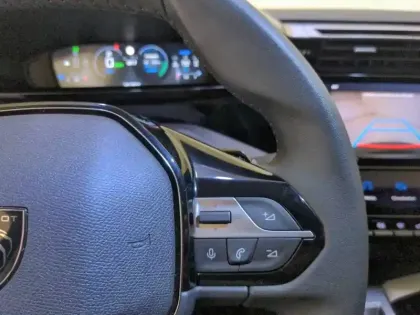 Photo 18 Peugeot 308  SW PHEV 180 e-EAT8