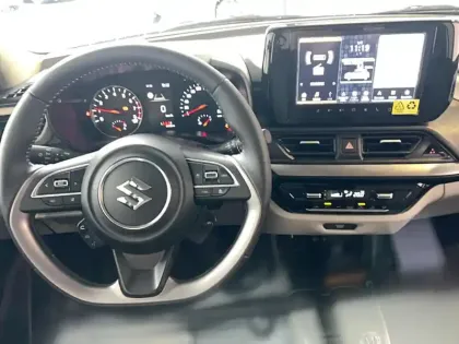 Photo 10 Suzuki Swift  1.2 Dualjet Hybrid