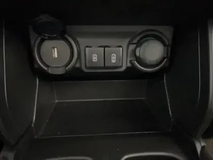 Photo 24 Suzuki Swift  1.2 Dualjet Hybrid