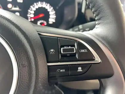 Photo 11 Suzuki Swift  1.2 Dualjet Hybrid