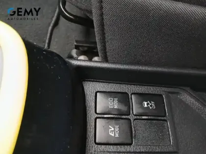 Photo 20 Toyota Yaris  Hybride 100h