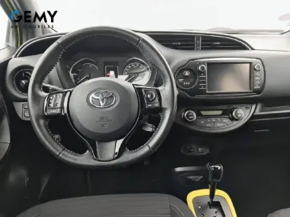 Photo 7 Toyota Yaris  Hybride 100h