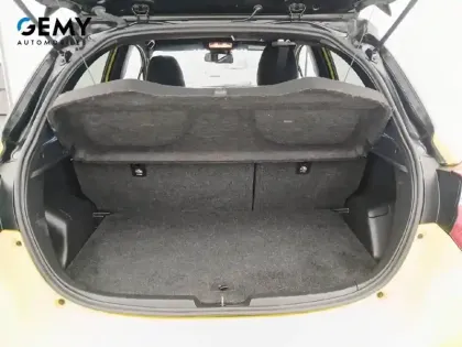 Photo 5 Toyota Yaris  Hybride 100h