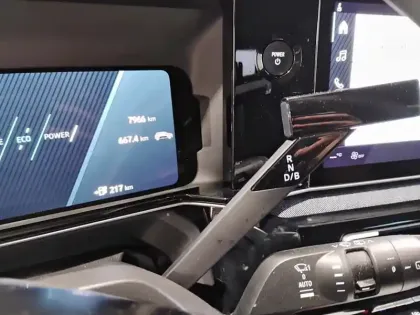 Photo 11 Renault 5 Renault  E-Tech Electrique 10 ch autonomie confort