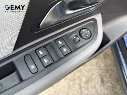 Photo 12 Citroën C4  Hybride 145 e-DCS6