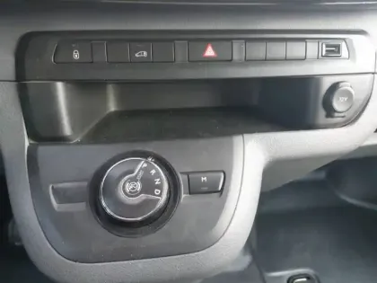 Photo 13 Peugeot Expert  FGN TOLE STANDARD BLUEHDI 180 S&S EAT8