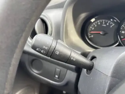 Photo 25 Dacia Sandero  SCe 75