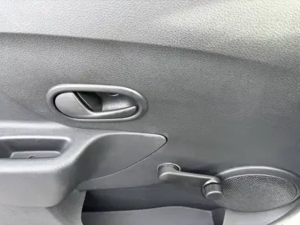 Photo 27 Dacia Sandero  SCe 75