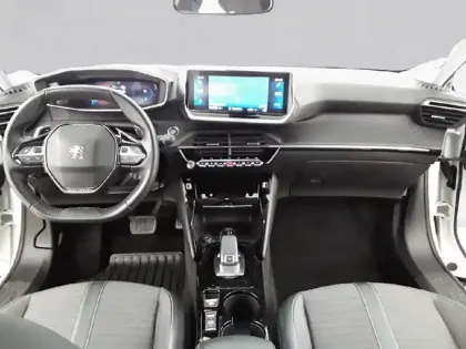 Photo 28 Peugeot 2008  BlueHDi 130 S&S EAT8