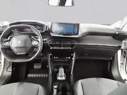 Photo 7 Peugeot 2008  BlueHDi 130 S&S EAT8