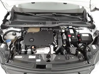 Photo 20 Peugeot 2008  BlueHDi 130 S&S EAT8