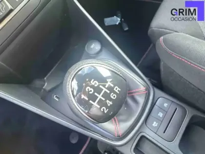 Photo 35 Ford Fiesta Gén. V Ph2 ST-Line X 5