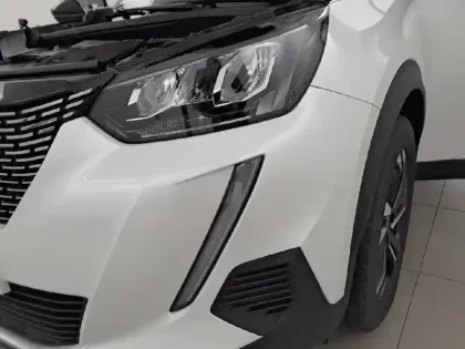 Photo 15 Peugeot 2008  BlueHDi 130 S&S EAT8