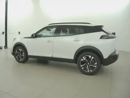 Photo 32 Peugeot 2008  BlueHDi 130 S&S EAT8