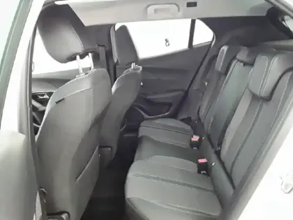 Photo 35 Peugeot 2008  BlueHDi 130 S&S EAT8