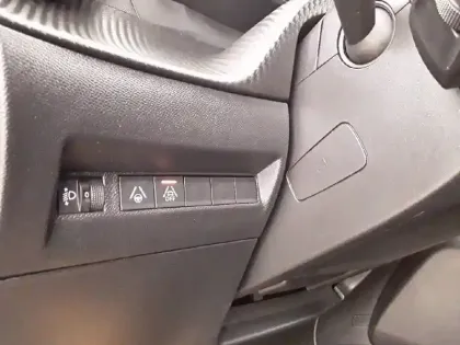 Photo 23 Peugeot 2008  BlueHDi 130 S&S EAT8