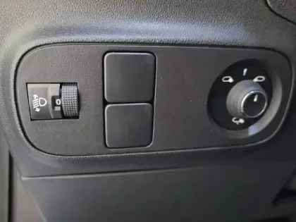 Photo 30 Citroën C3 Gén. III Ph2 Feel Business 5