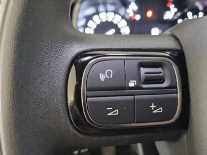 Photo 28 Citroën C3 Gén. III Ph2 Feel Business 5