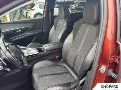 Photo 10 Peugeot 5008  PureTech 130ch S&S EAT8