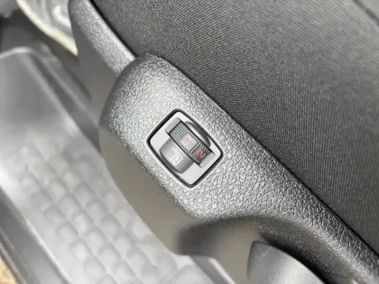 Photo 20 Peugeot Expert  CA FIXE M BLUEHDI 180 S&S EAT8