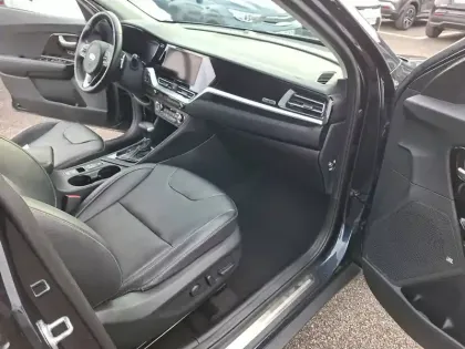 Photo 10 Kia Niro  1.6 GDi Hybride 141 ch DCT6