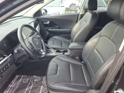 Photo 8 Kia Niro  1.6 GDi Hybride 141 ch DCT6