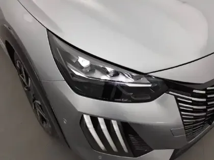 Photo 7 Peugeot 208  Electrique 50 kWh 136ch