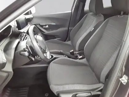 Photo 54 Peugeot 2008  PureTech 130 S&S EAT8