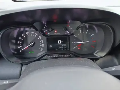 Photo 9 Citroën C3 Aircross  PureTech 110 S&S BVM6