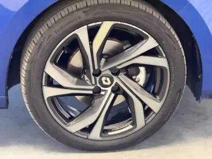 Photo 72 Renault Clio  E-Tech full hybrid 145