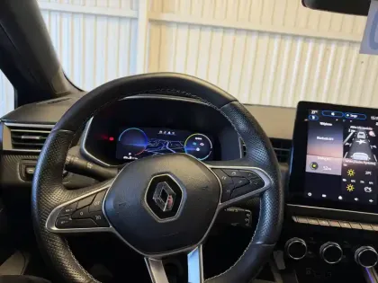 Photo 77 Renault Clio  E-Tech full hybrid 145