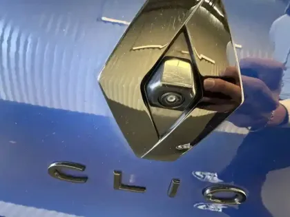 Photo 65 Renault Clio  E-Tech full hybrid 145