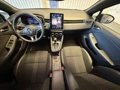 Photo 54 Renault Clio  E-Tech full hybrid 145