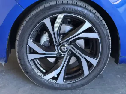 Photo 7 Renault Clio  E-Tech full hybrid 145