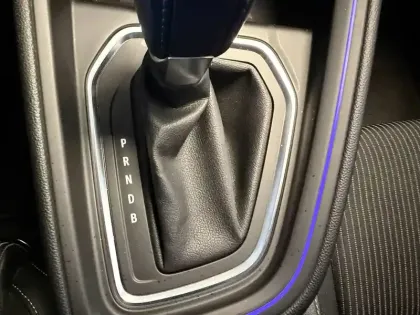 Photo 84 Renault Clio  E-Tech full hybrid 145