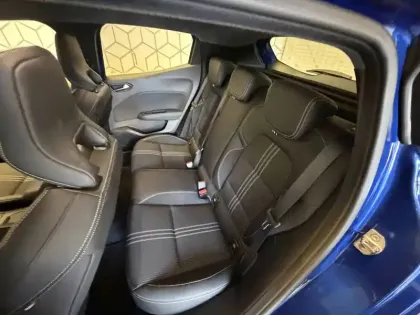 Photo 63 Renault Clio  E-Tech full hybrid 145