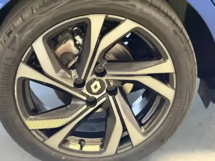 Photo 26 Renault Clio  E-Tech full hybrid 145