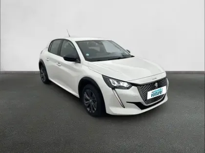 Photo 27 Peugeot 208  Electrique 50 kWh 136ch