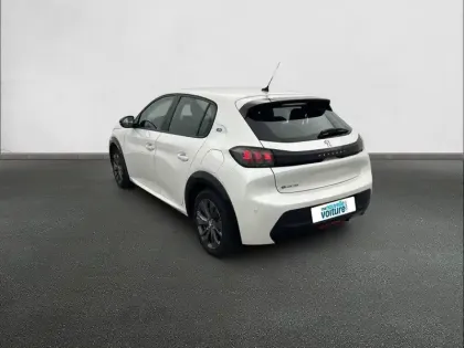 Photo 31 Peugeot 208  Electrique 50 kWh 136ch