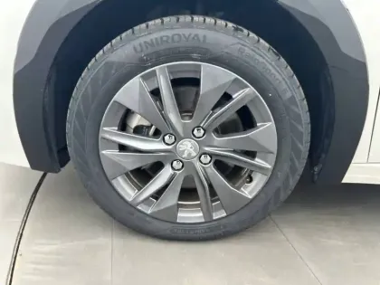 Photo 12 Peugeot 208 Gén. II Ph1 NG Active Pack 5