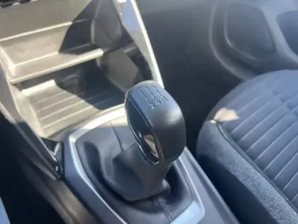 Photo 19 Peugeot 208  PureTech 75 S&S BVM5