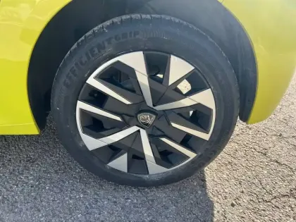 Photo 10 Peugeot 208  PureTech 75 S&S BVM5