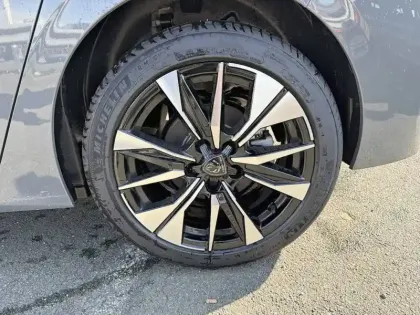 Photo 12 Peugeot 308  Hybrid 145 e-DCS6