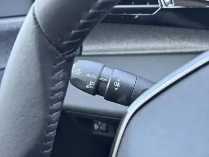 Photo 19 Peugeot 308  Hybrid 145 e-DCS6