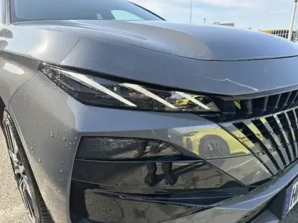 Photo 15 Peugeot 308  Hybrid 145 e-DCS6