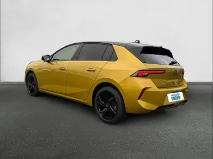 Photo 6 Opel Astra  1.5 Diesel 130 ch BVA8