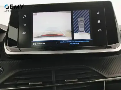 Photo 14 Peugeot 2008  PureTech 130 S&S BVM6