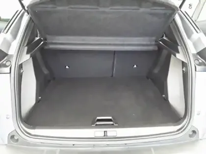 Photo 5 Peugeot 2008  BlueHDi 130 S&S EAT8